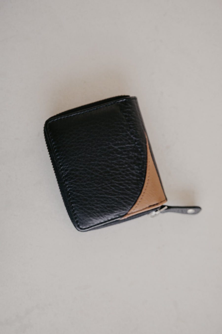 PXM Noticy | Black Structured / Cognac