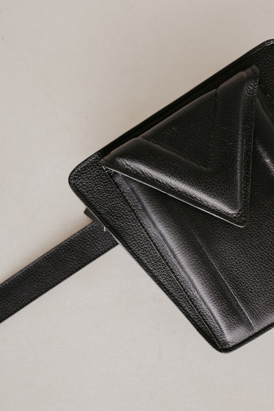 Belt Bag: Belt XL Black Structured + Trapezium M Black Structured