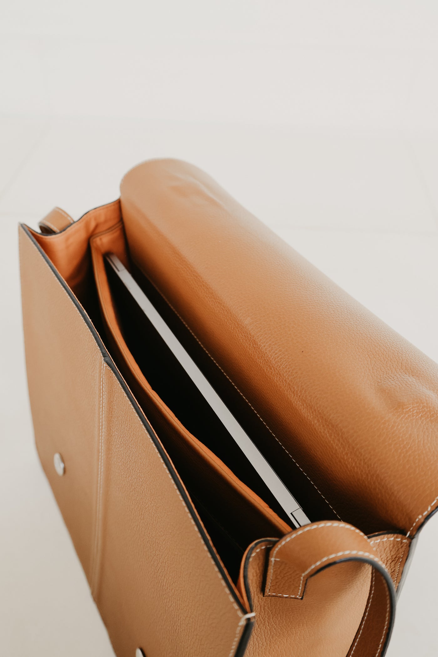 Midi Briefcase 2.0 | Stitched Tricolor Cognac Structured