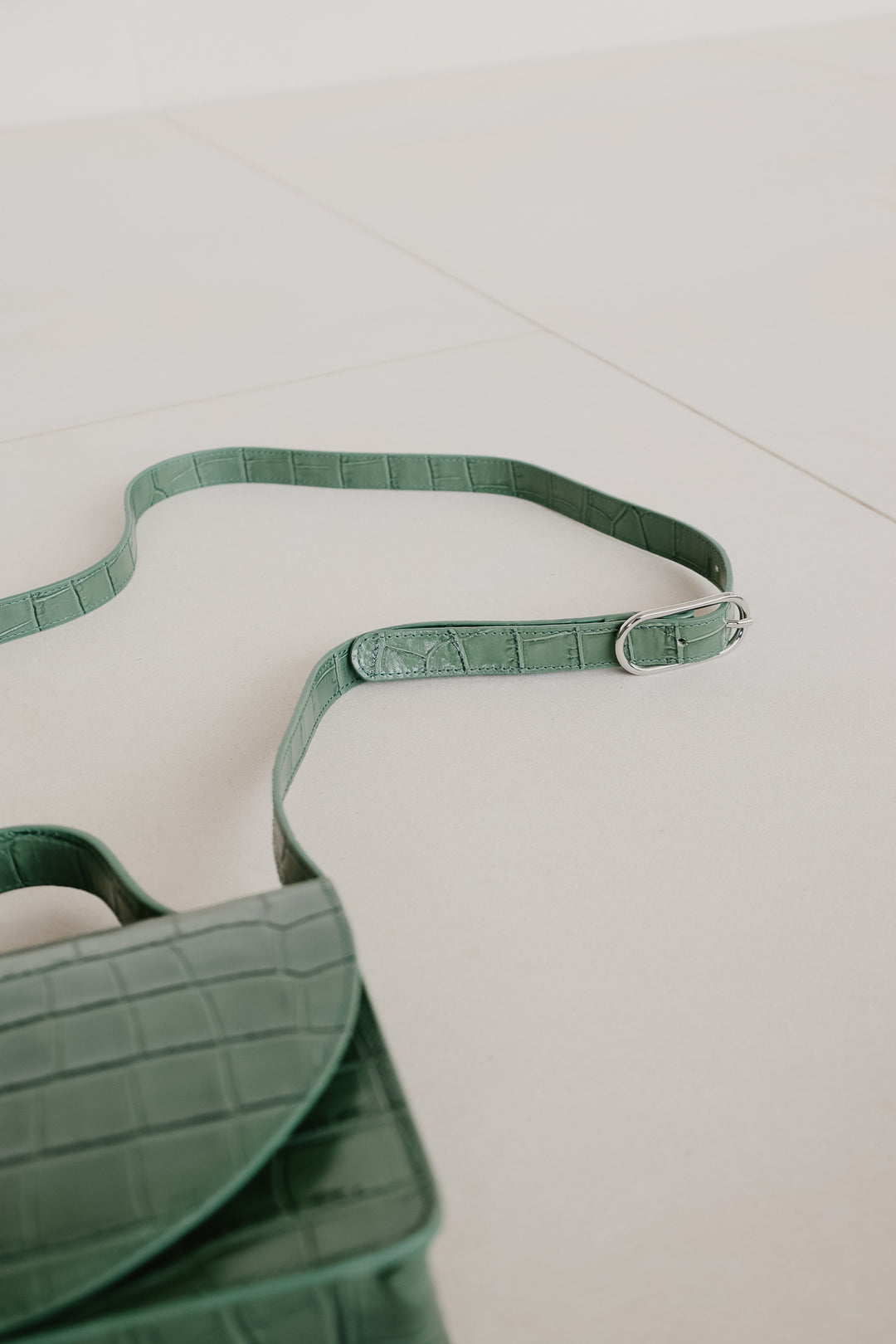 Micro porte-documents | Olive Croco