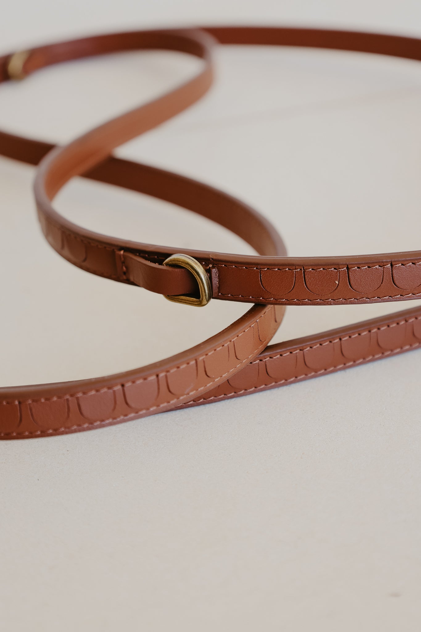 Leash Scales | Dark Cognac