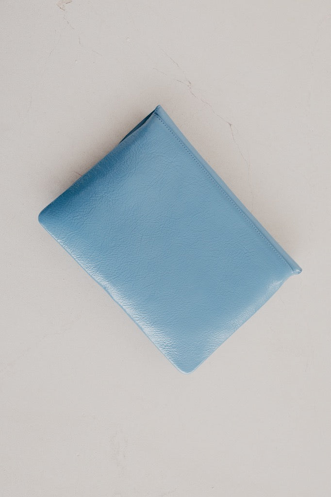 Bridal Collection | Medium Envelope Bleu Ciel Stone
