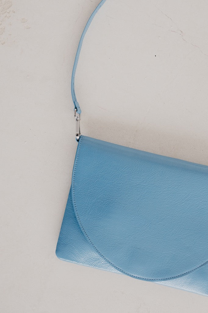 Bridal Collection | Medium Envelope Bleu Ciel Stone