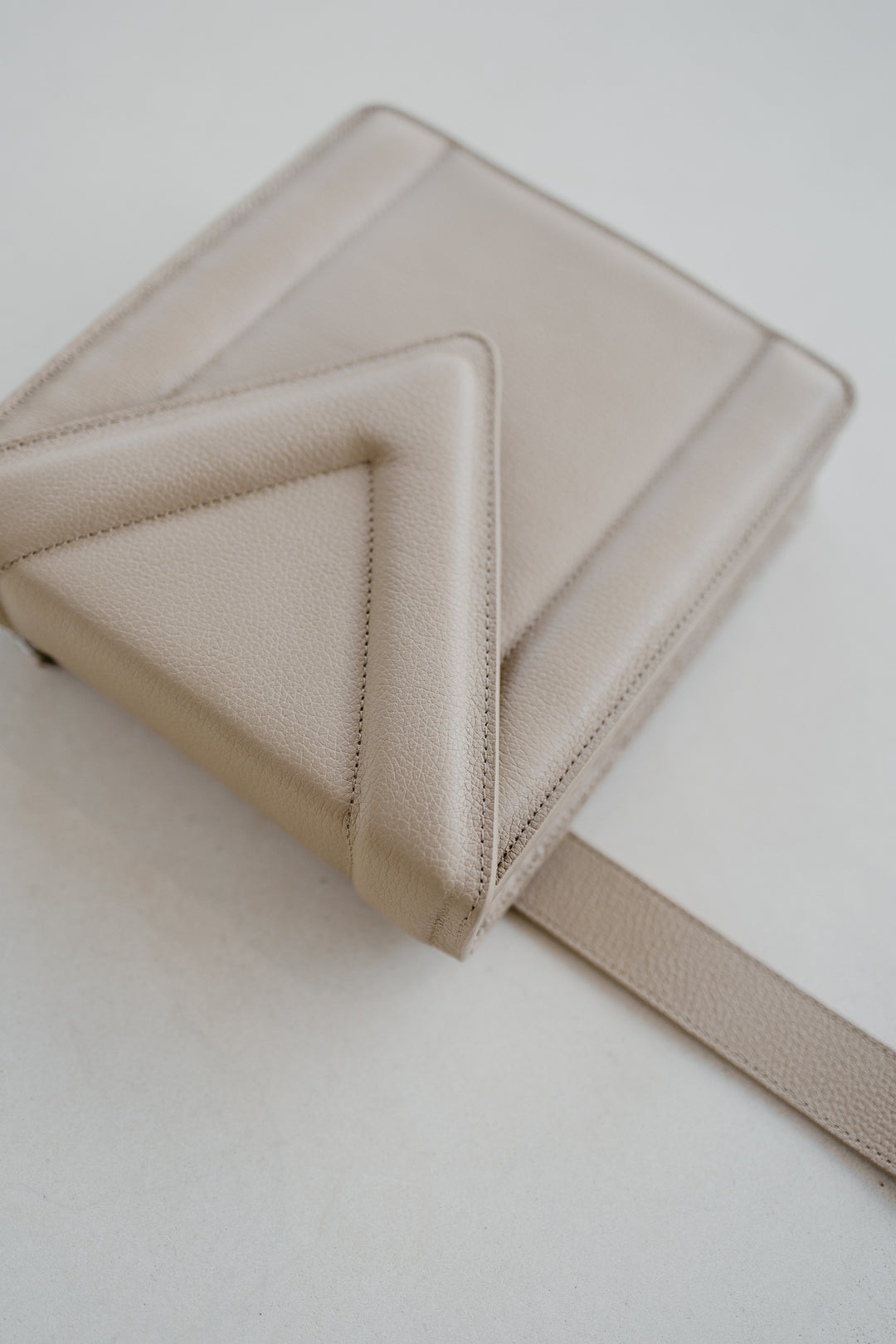 Belt Bag: Belt XL Beige Structured + M XL Beige Structured