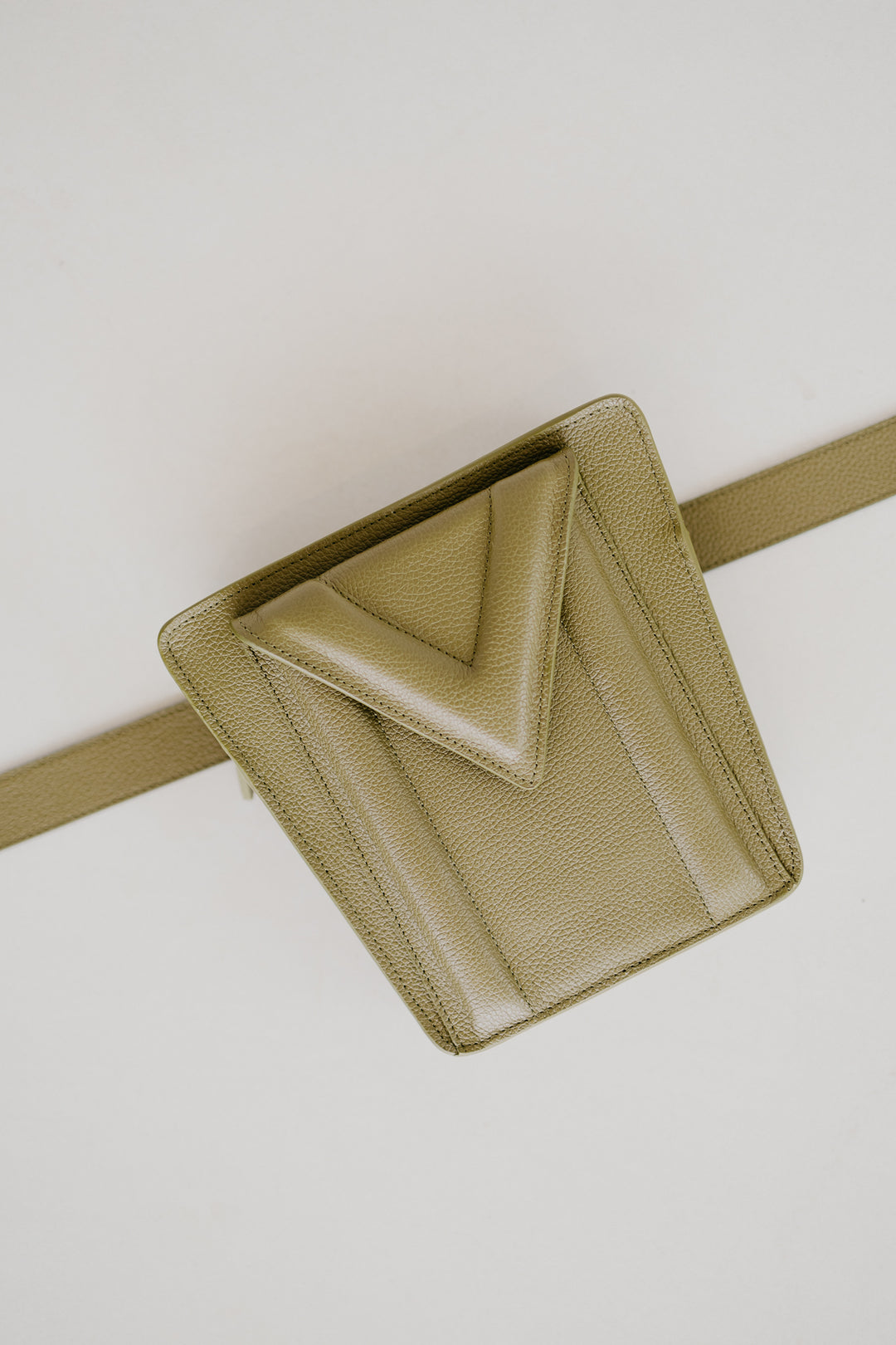 Belt Bag: Belt XL Khaki Structured + Trapezium M Khaki Structured