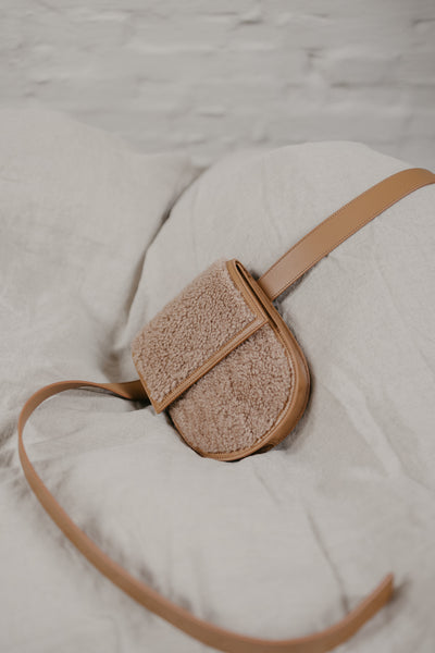 Sac ceinture : Belt XL Cognac + Half Moon Teddy Cognac