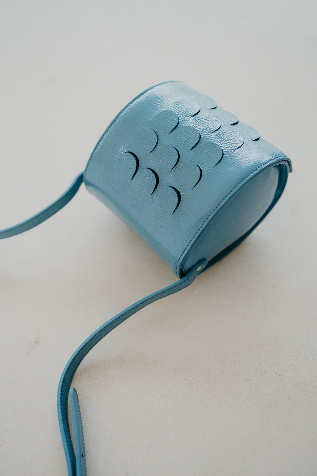 Mini Scales | Bleu Ciel Stone