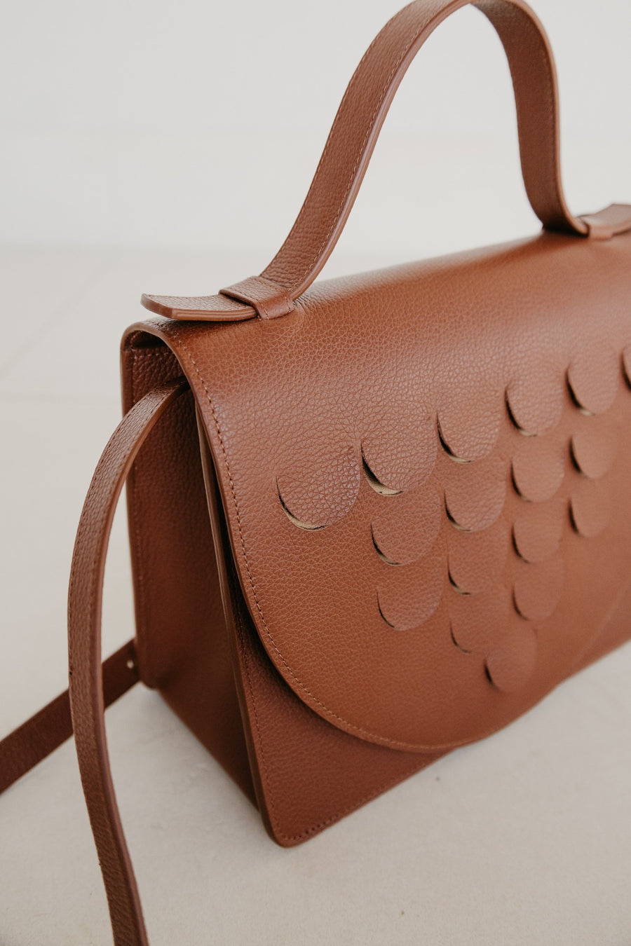 Mini Briefcase Scales | Dark Cognac Structured