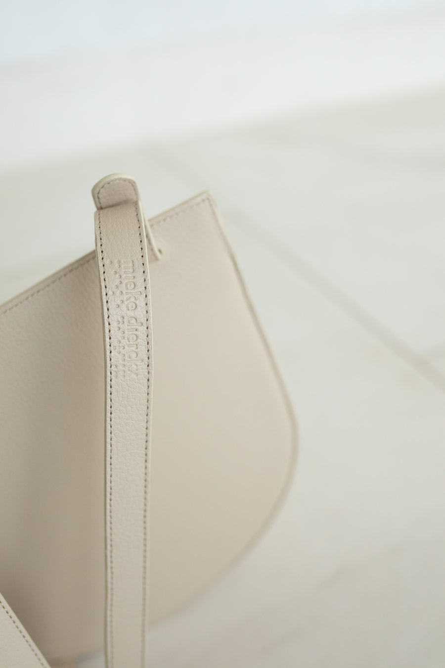 Selle simple | Sable structuré