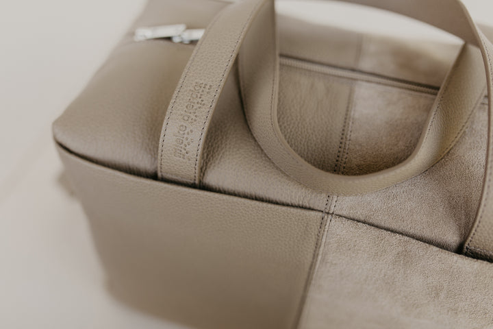 Weekender | Taupe Gestructureerd / Suède