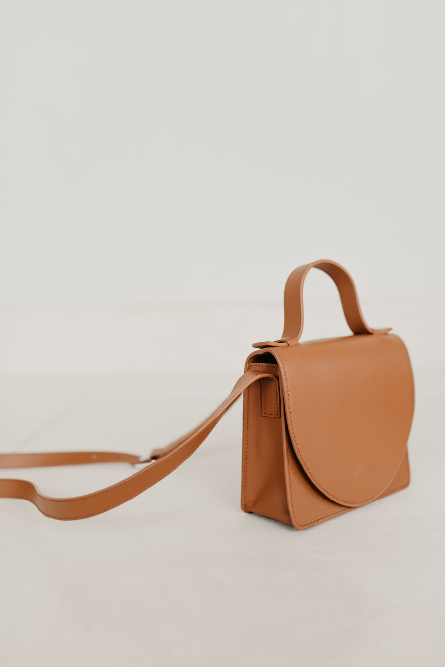 Micro aktetas | Licht cognac Zuiver