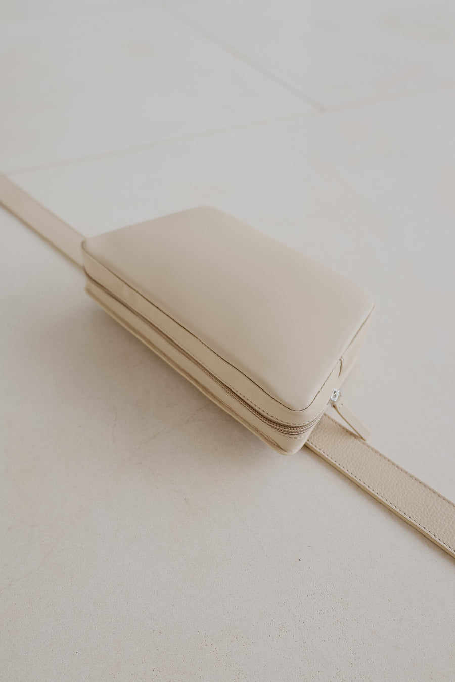 Belt Bag: Belt XL Sand Structured + Trapezium Sand Pure