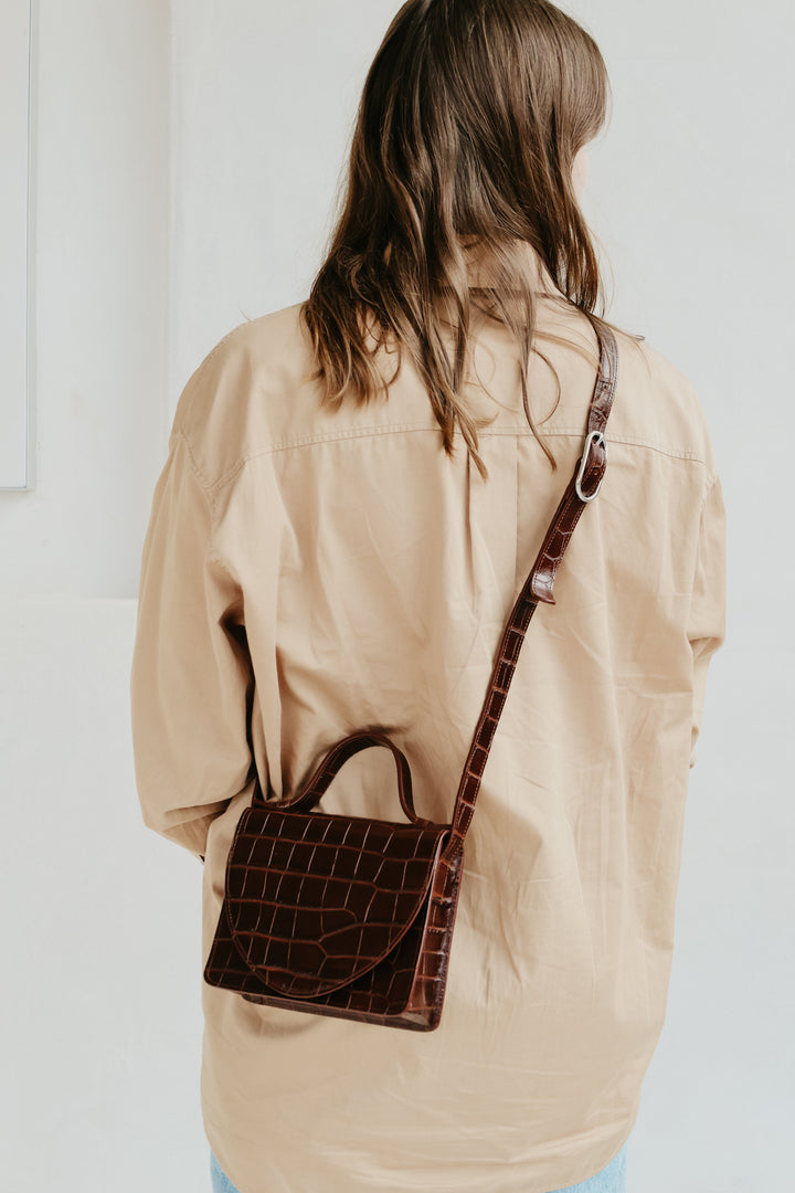 Micro Briefcase | Chocolate Croco Glans
