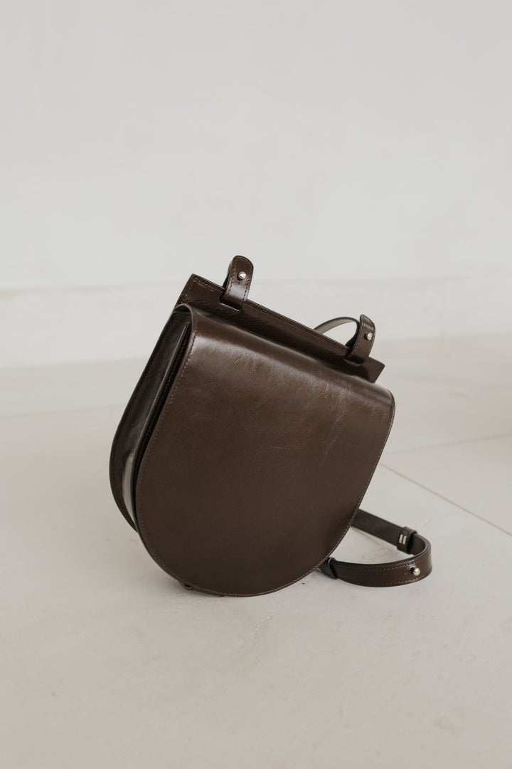 Single Saddle | Chocolate Stone