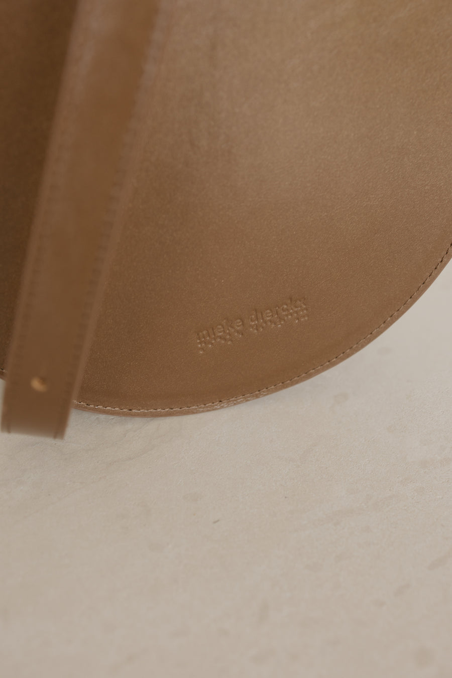 Single Saddle | Biscuit Stone