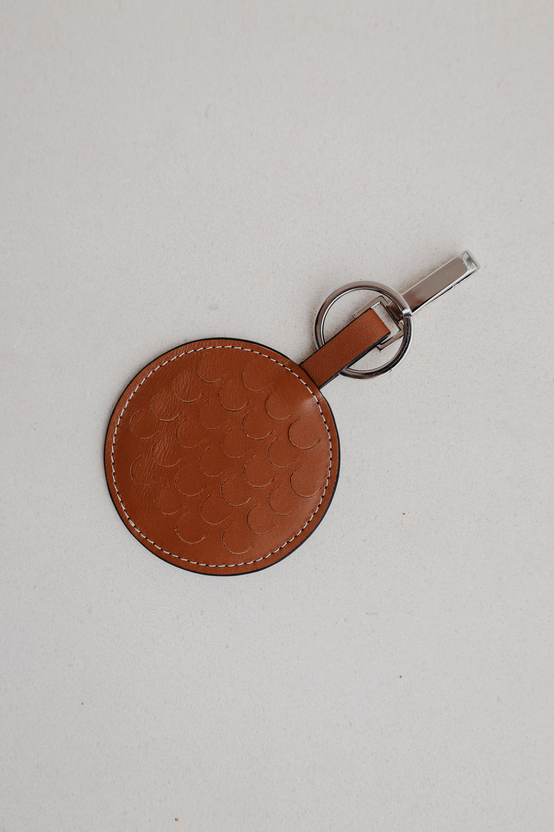 Keychain Scales | Stitched Tricolor Cognac