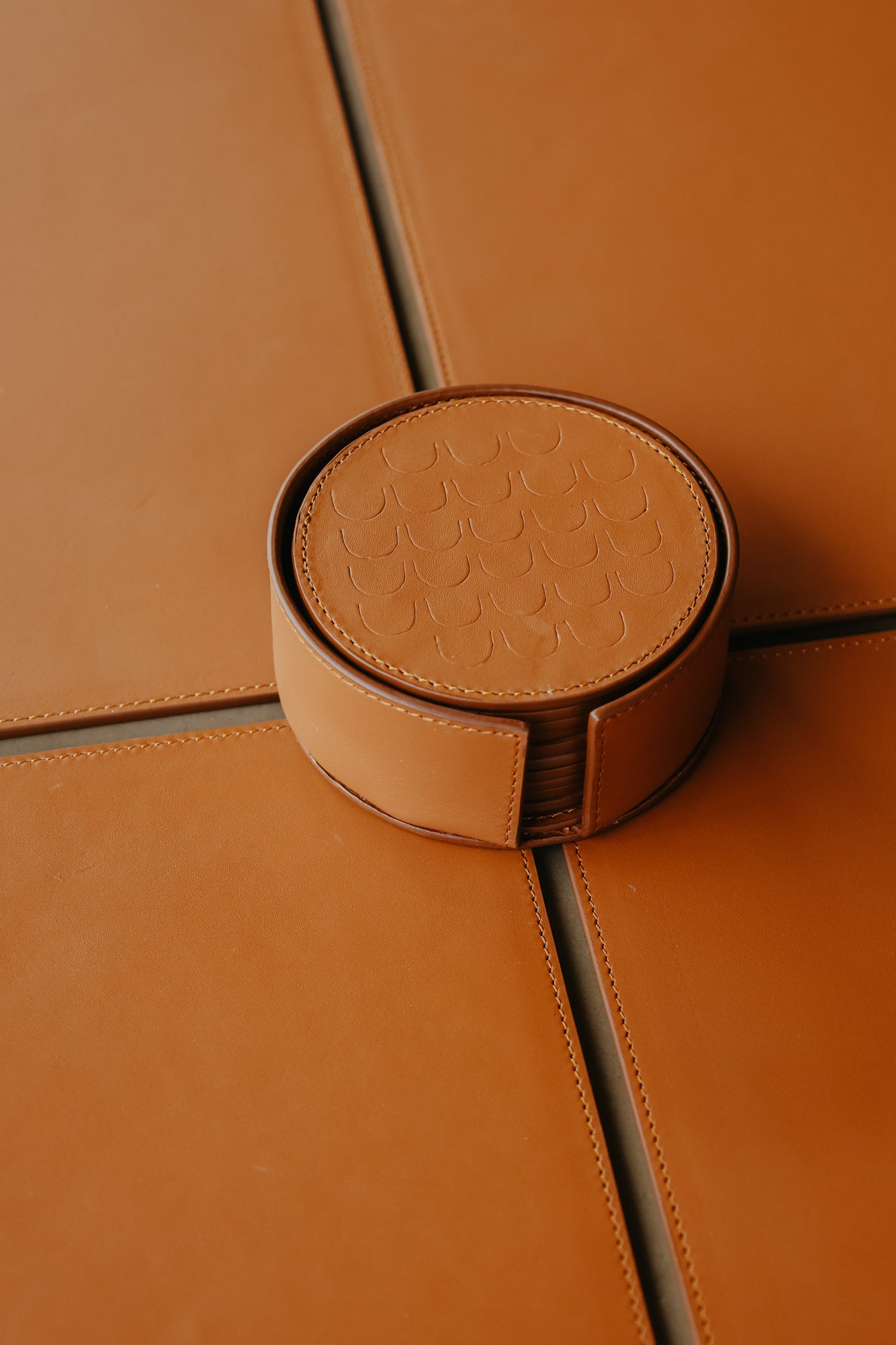 Coaster Set (10) Scales | Cognac