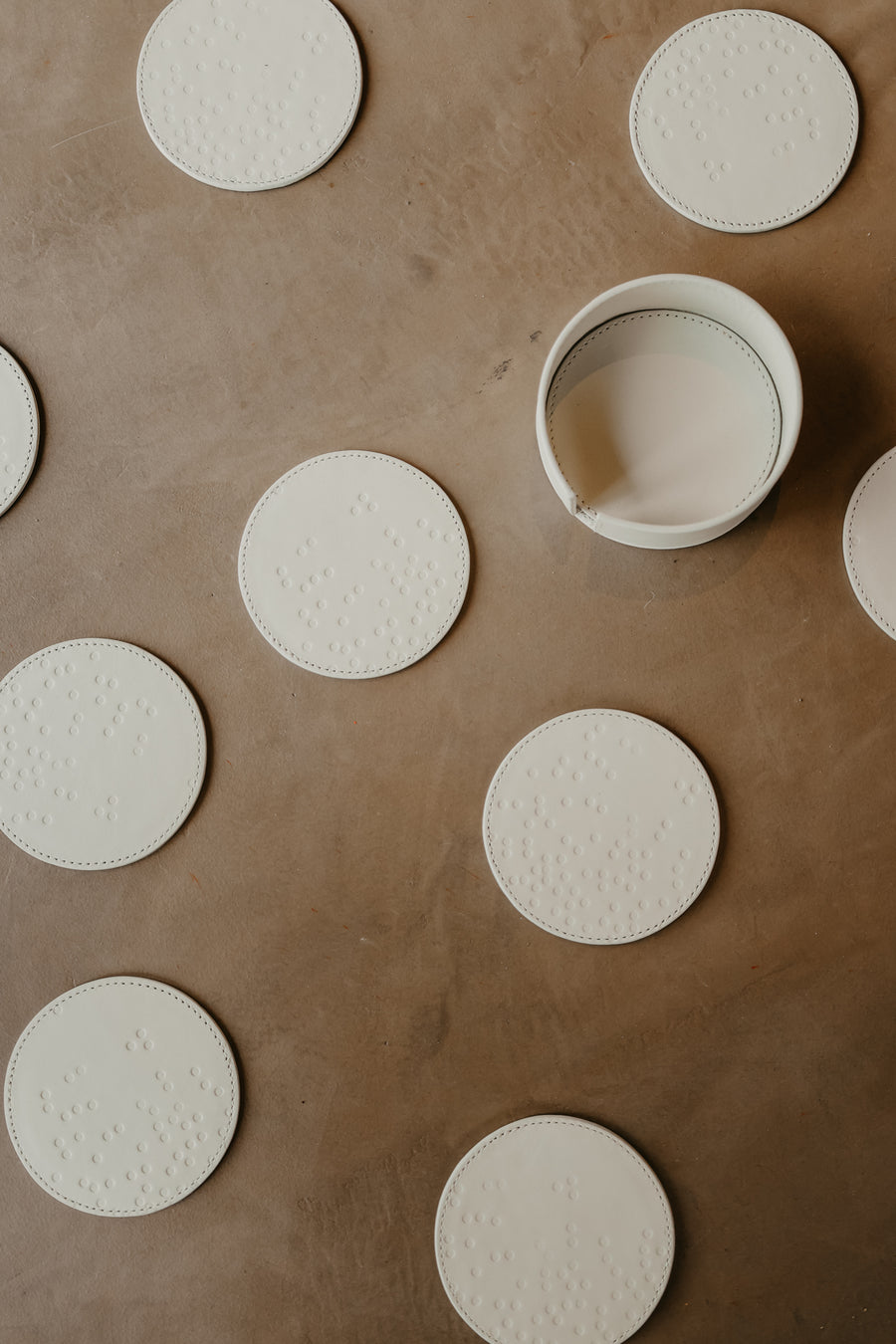 Coaster Set (10) Dots | White