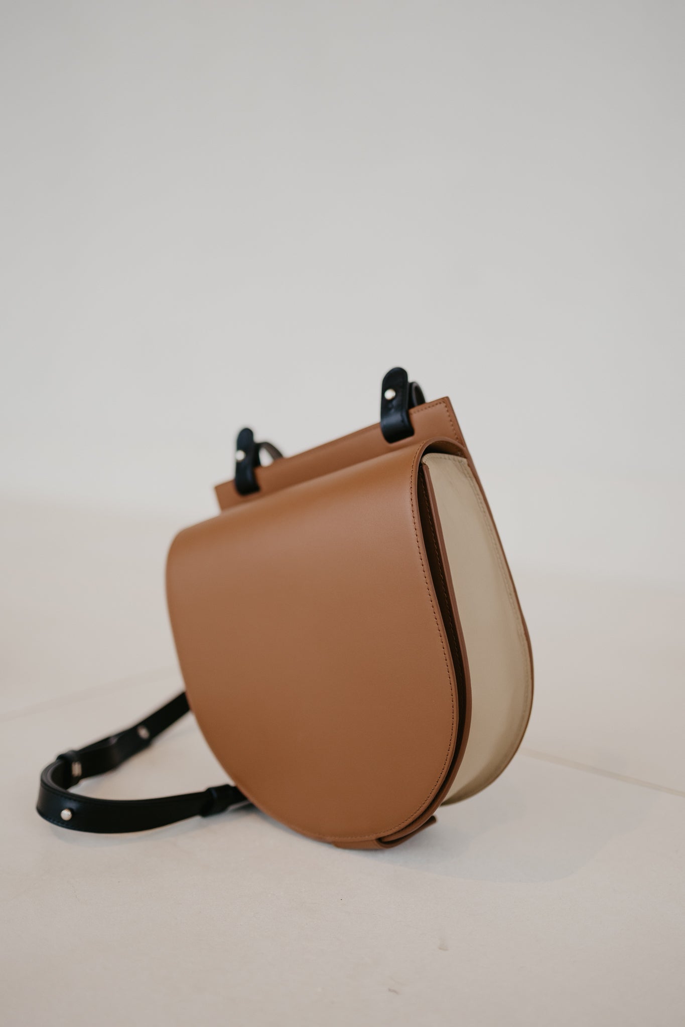 Single Saddle | Cognac - Beige - Black