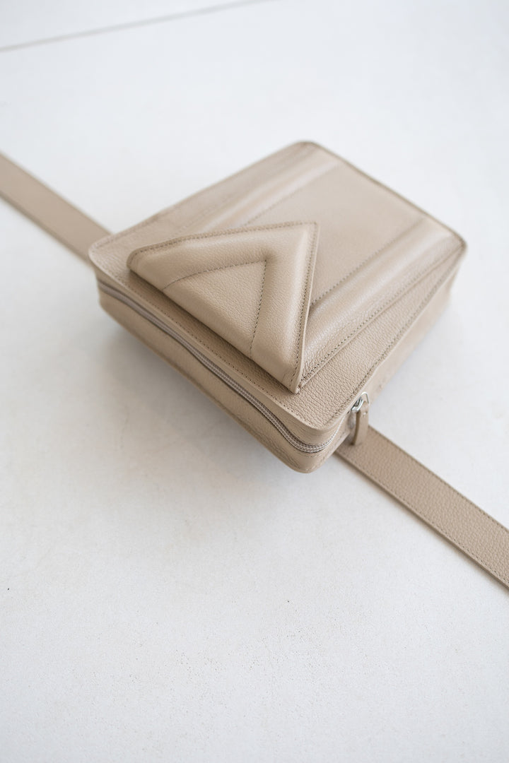 Belt Bag: Belt XL Beige Structured + Trapezium M Beige Structured