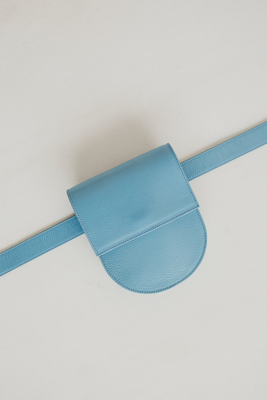 Belt Bag: Belt XL Bleu Ciel Stone + Half Moon Bleu Ciel Stone