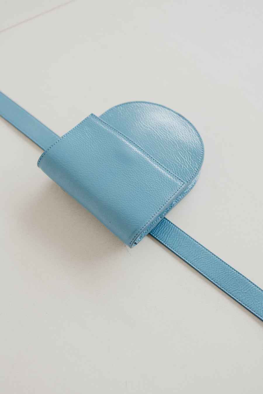 Belt Bag: Belt XL Bleu Ciel Stone + Half Moon Bleu Ciel Stone