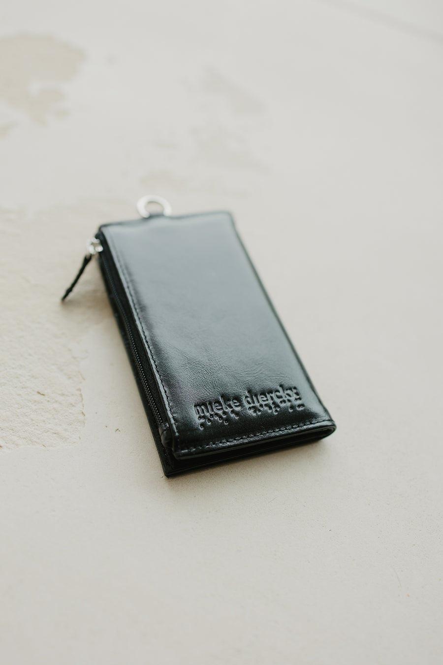 Cardholder Zip Scales | Basalt