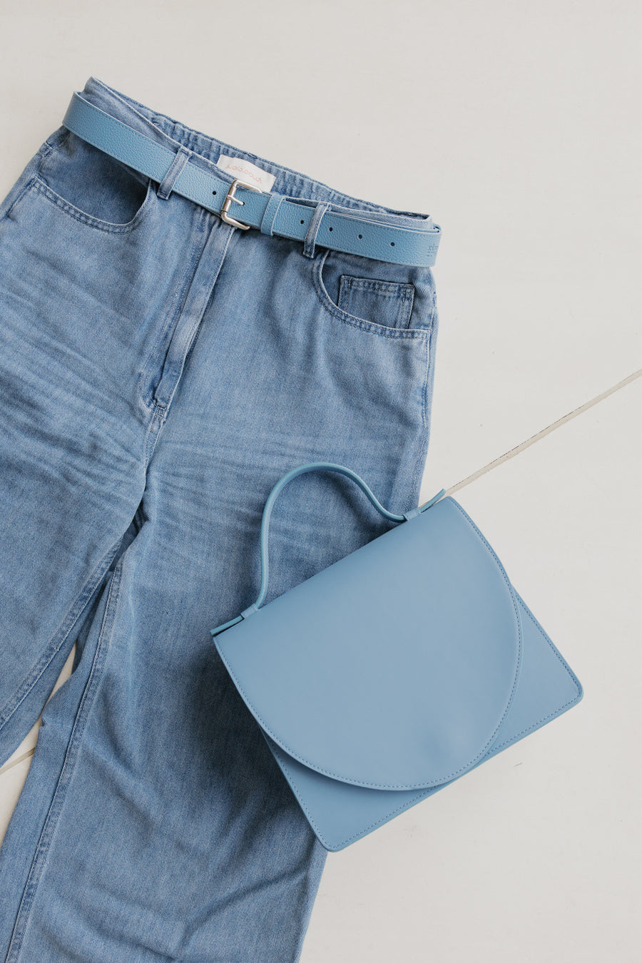 The Belt | Bleu Ciel Structured