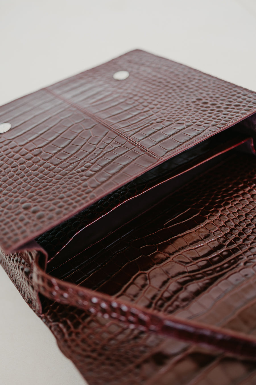 Midi Briefcase 2.0 | Wine Croco