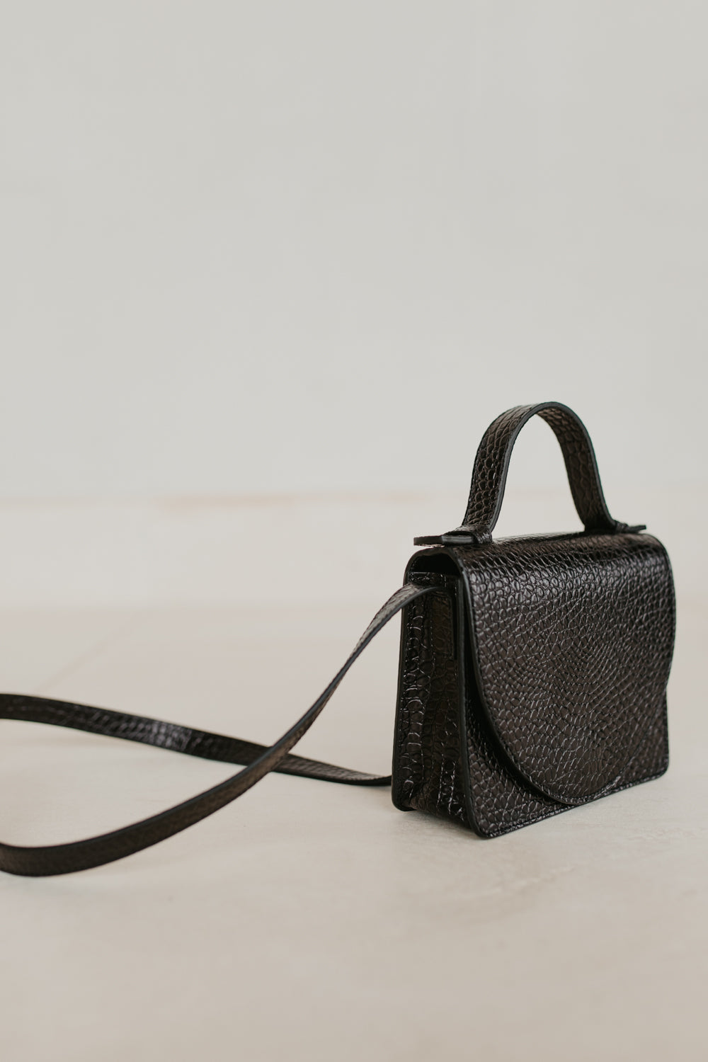 Micro aktetas | Zwart Little Croco