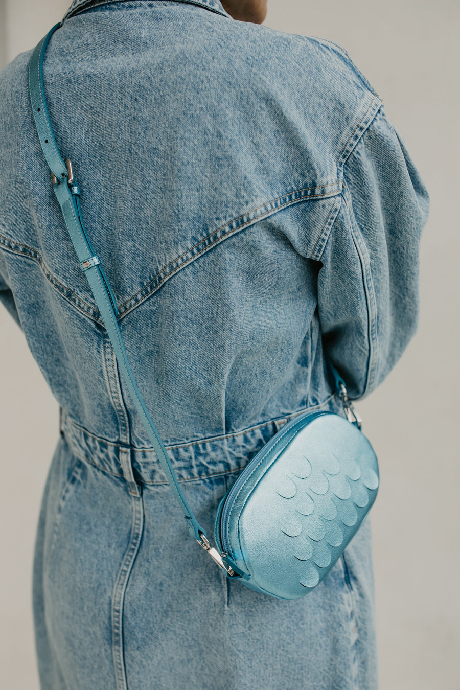 Ovaal Mini Tasje | Baby Blauw Glimmer