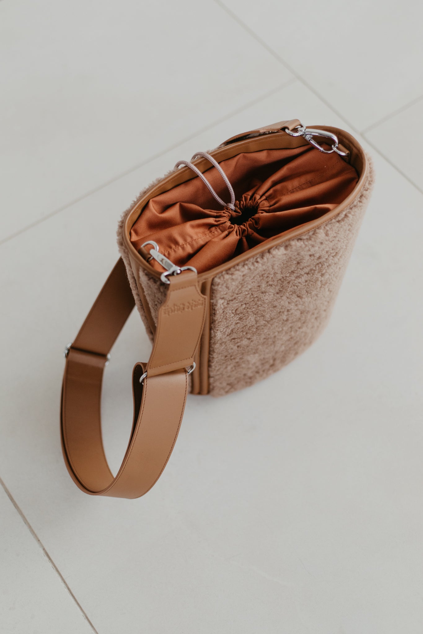 Bucket Bag | Cognac Teddy