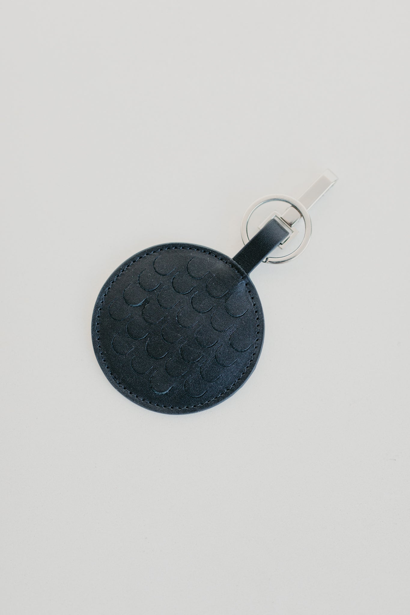 Keychain Scales | Black