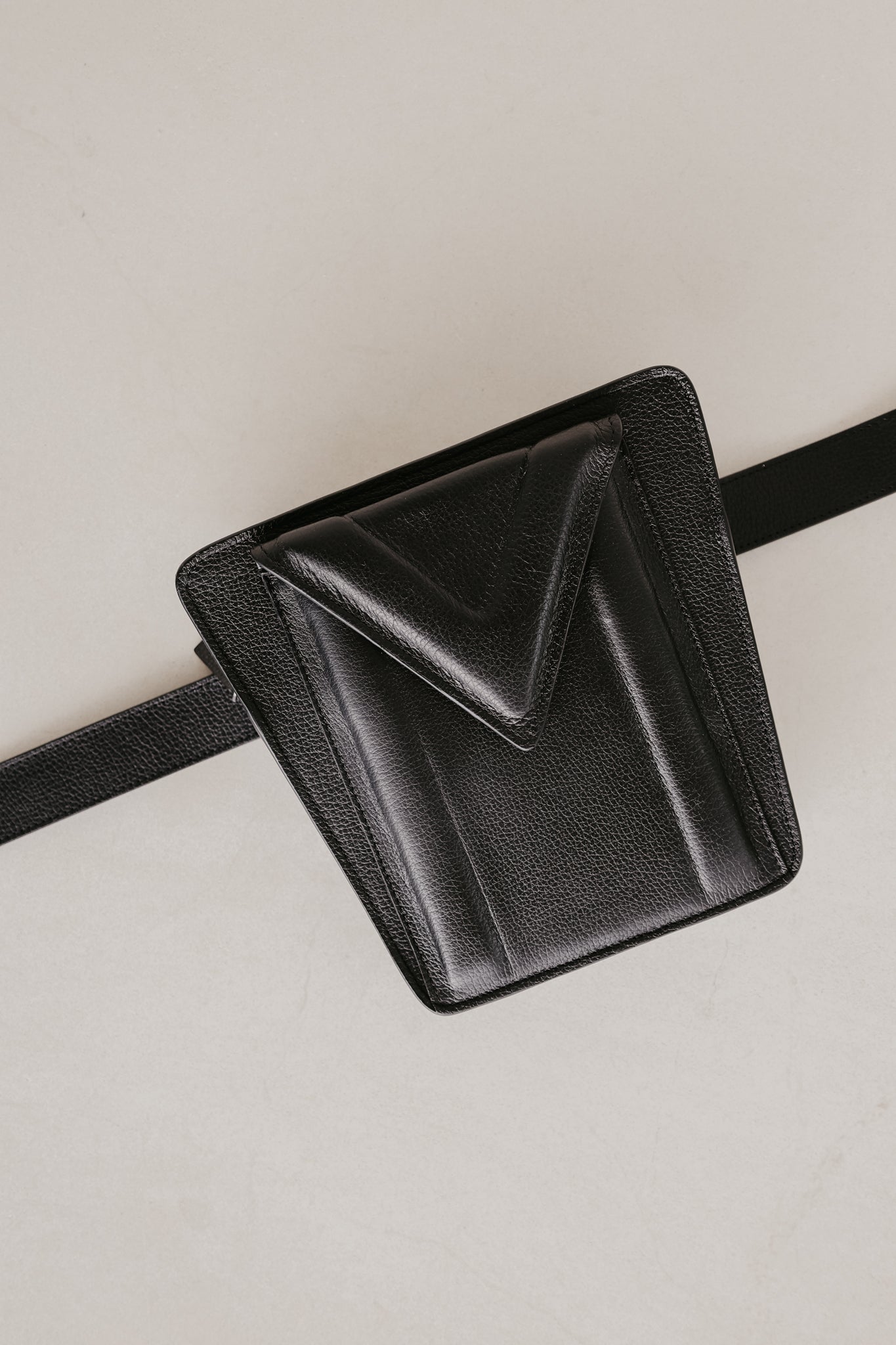 Belt Bag: Belt XL Black Structured + Trapezium M Black Structured