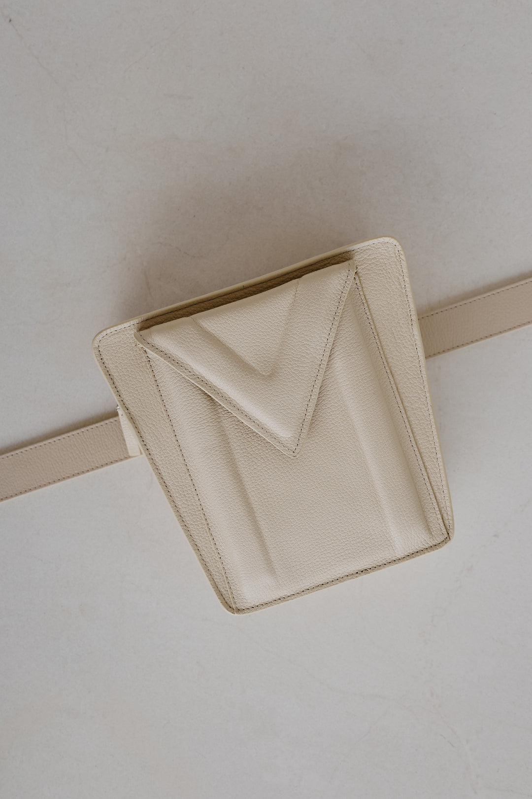 Trapezium M | Sand Structured