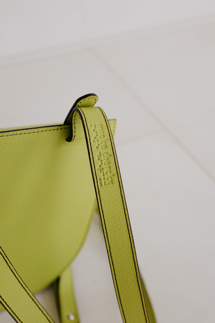 Single Saddle | Stitched Lime / Ebony Structured