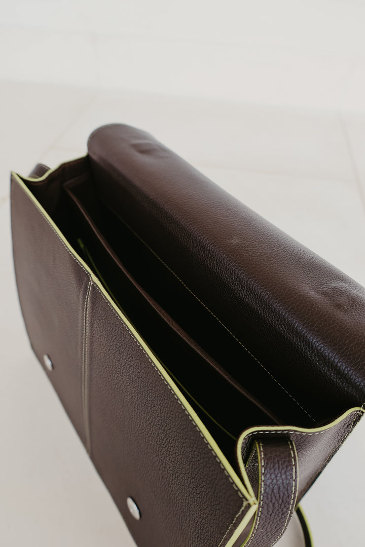 Midi Briefcase 2.0 | Stitched Ebony / Lime Structured