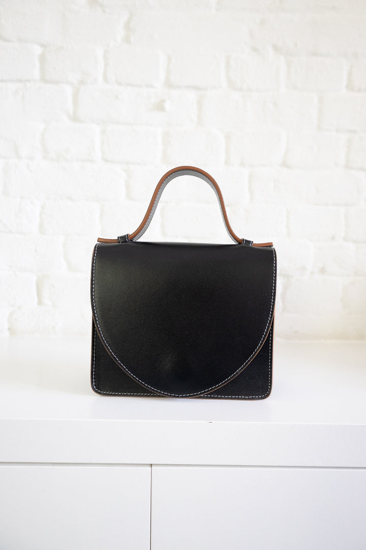 SS. Micro Black Stitched IIII