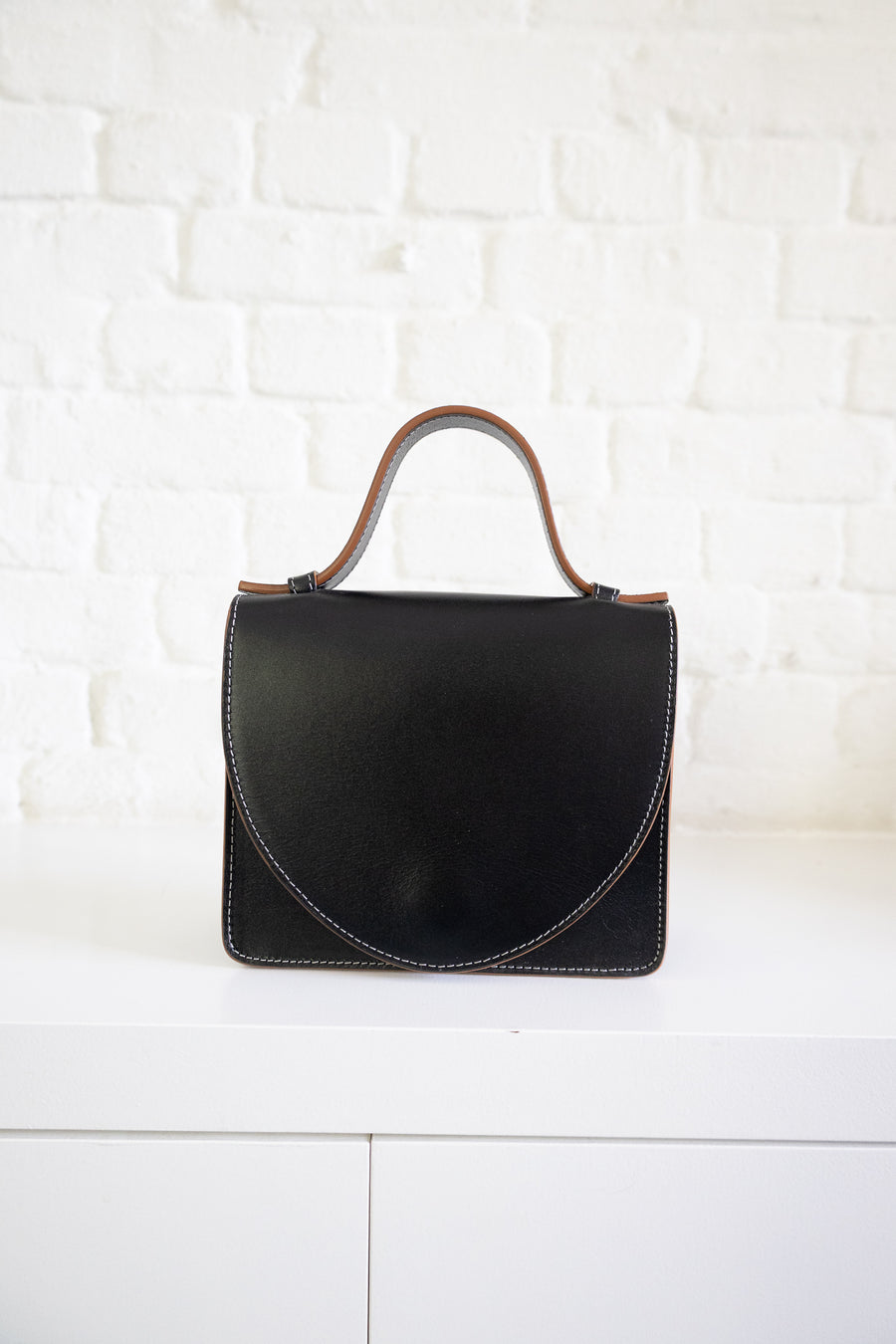 SS. Micro Black Stitched IIII