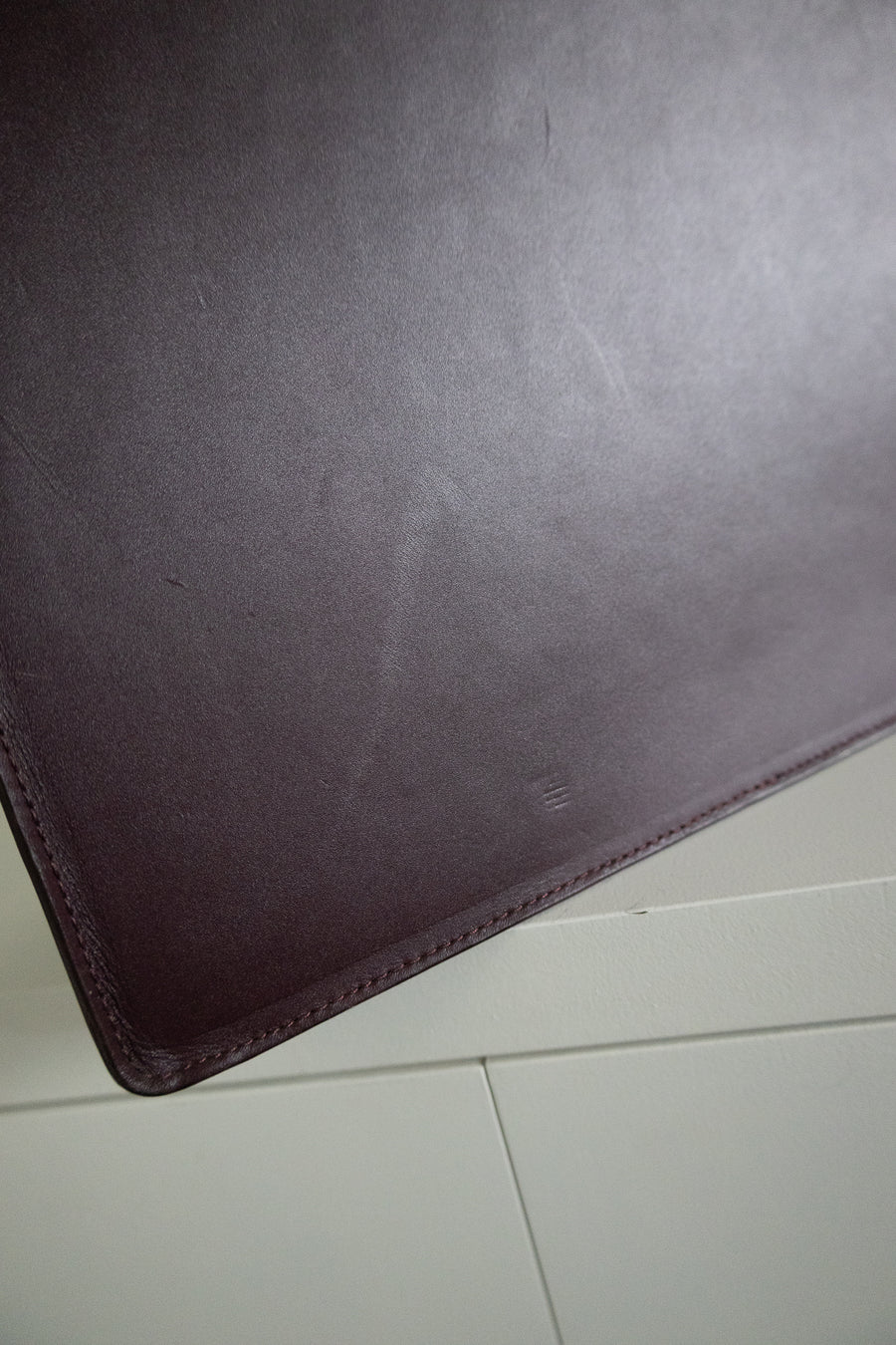 SS. Midi Briefcase Scales Burgundy