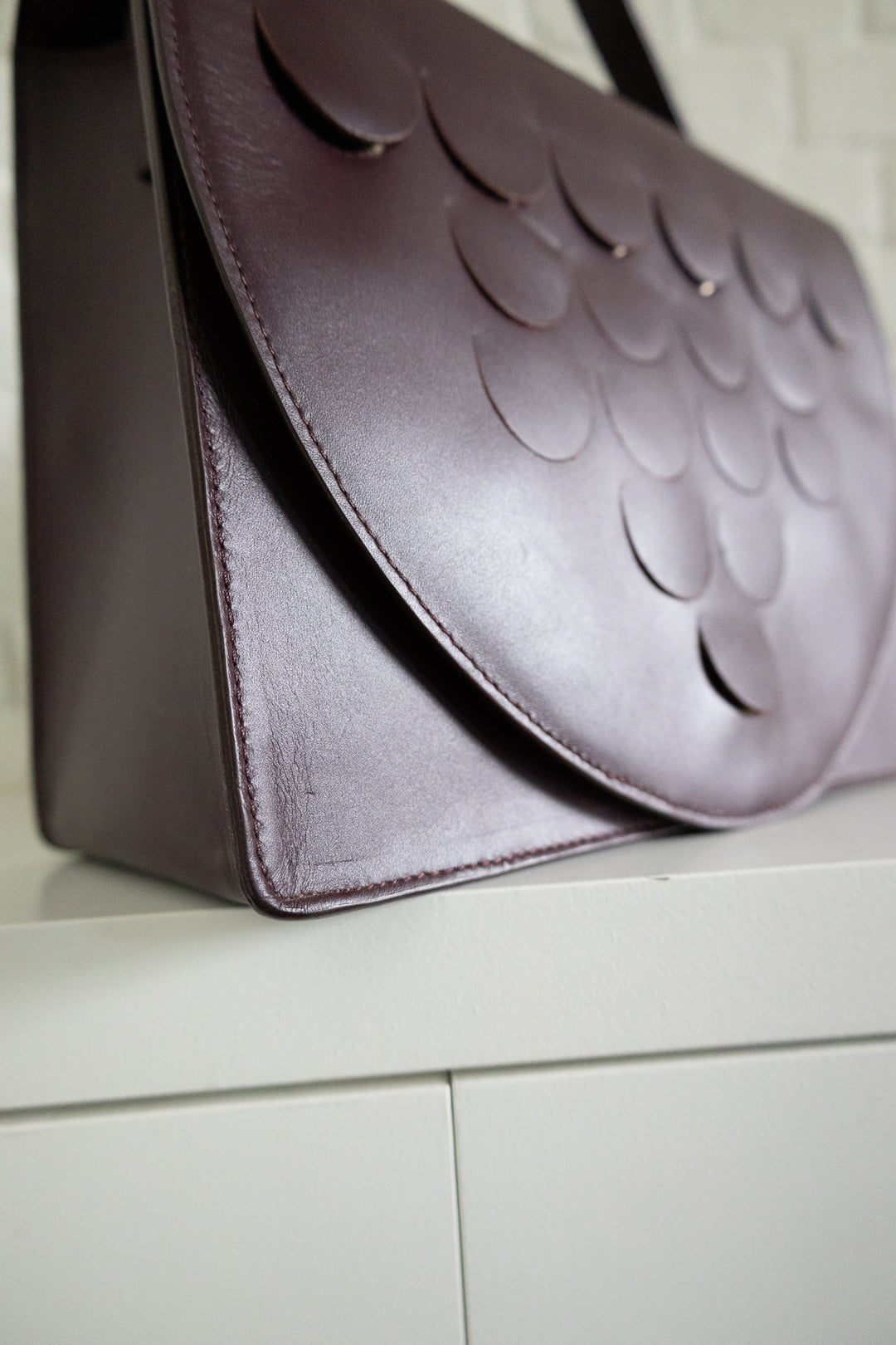 SS. Midi Briefcase Scales Burgundy