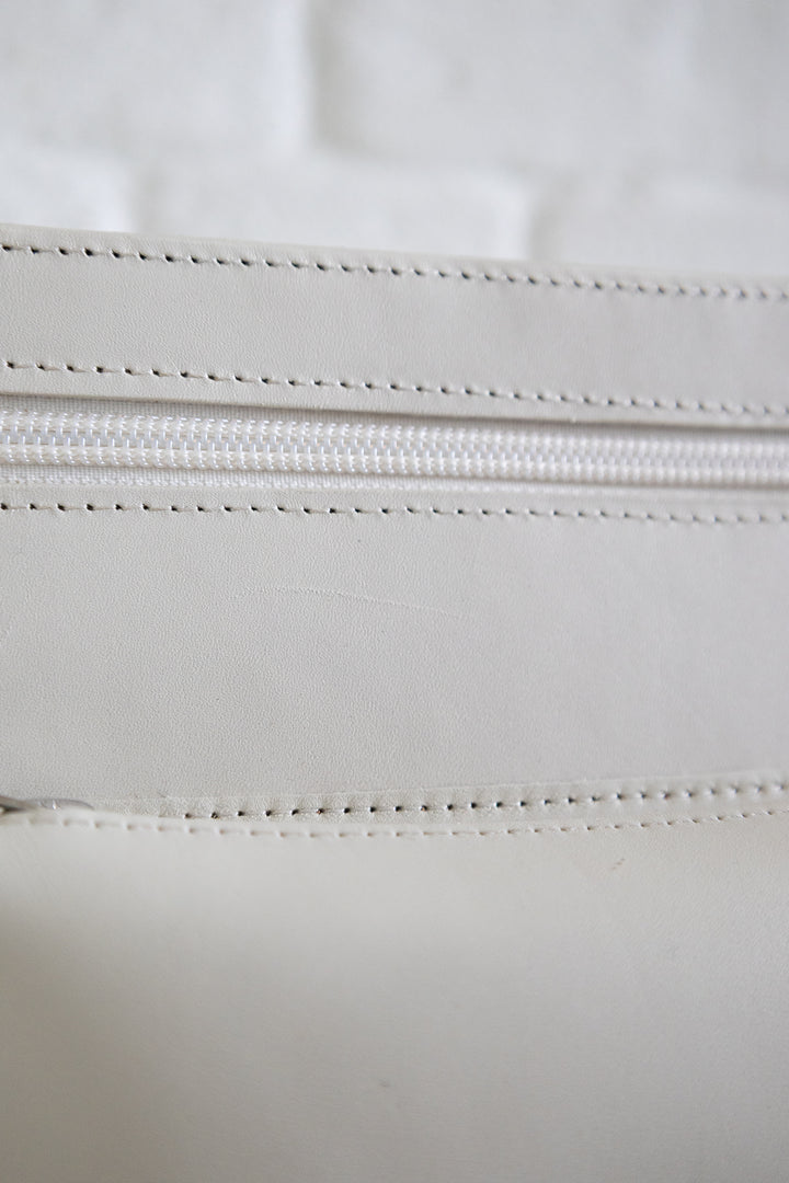 SS. Double Pouch White