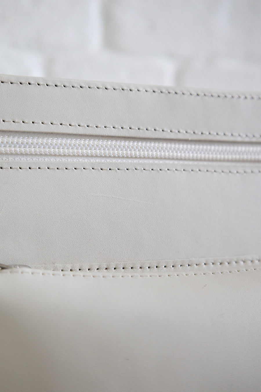 SS. Double Pouch White