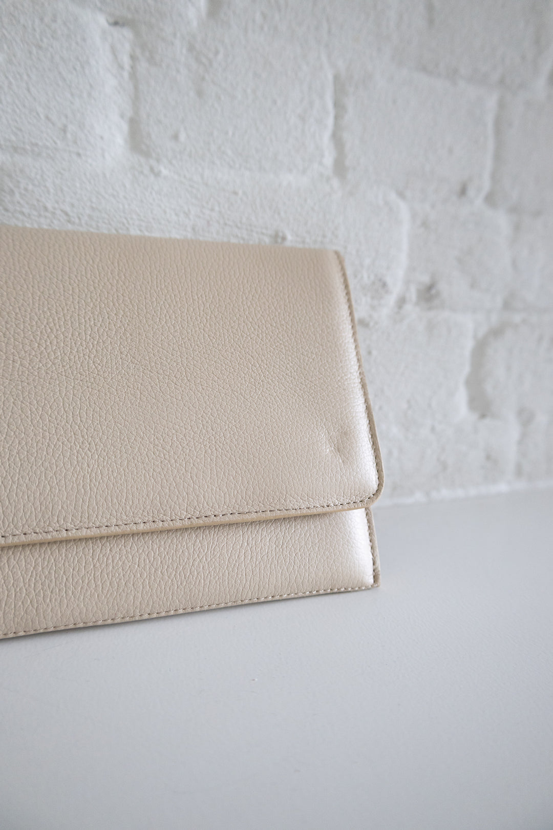 SS. Folded Clutch Beige Structured