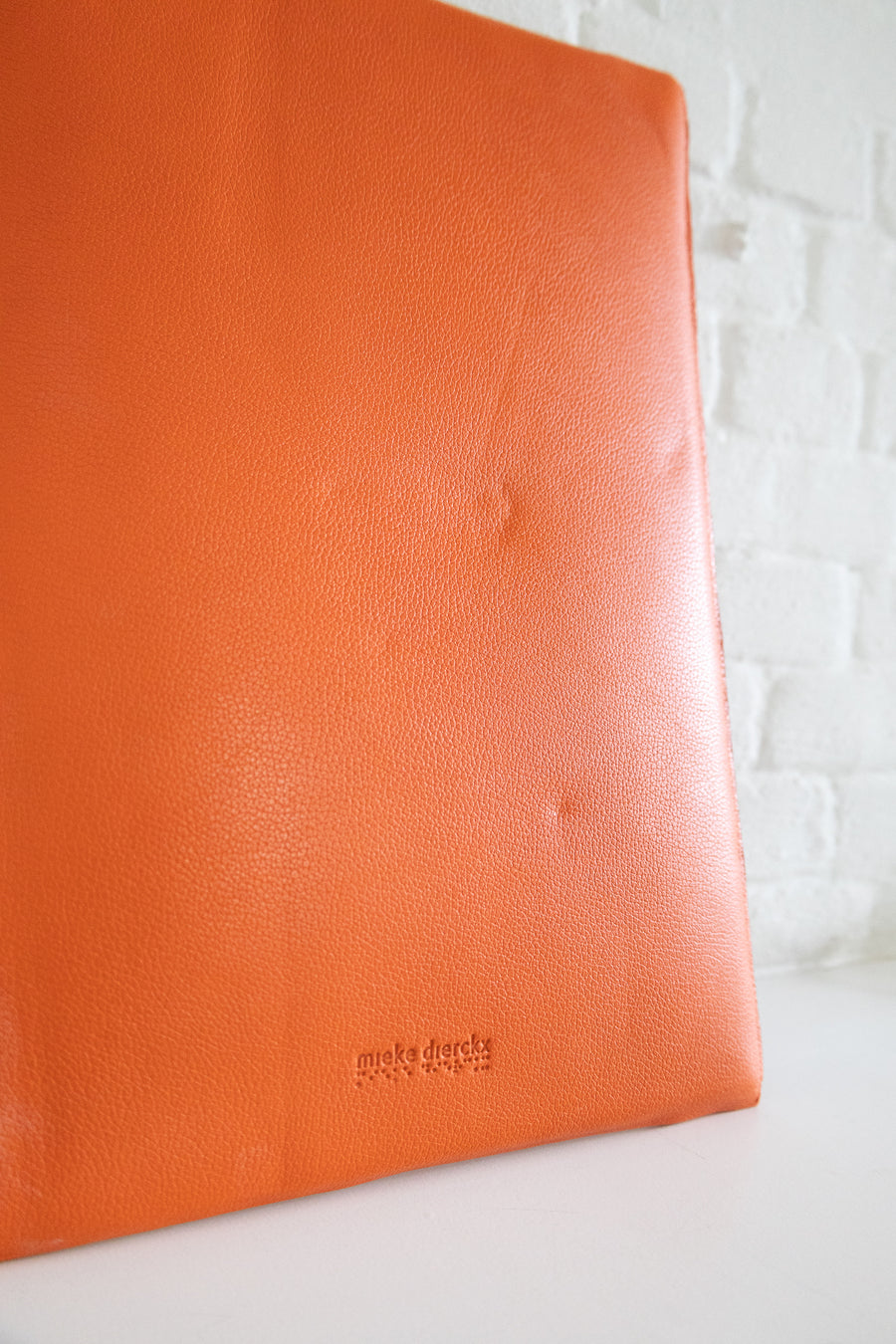 SS. Laptop Sleeve Naranja Structured (16 inch)