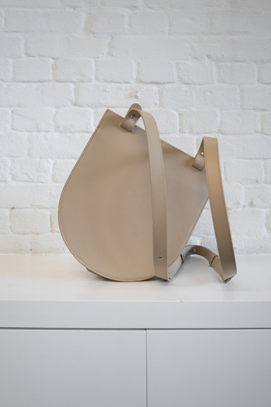 SS. Single Saddle beige