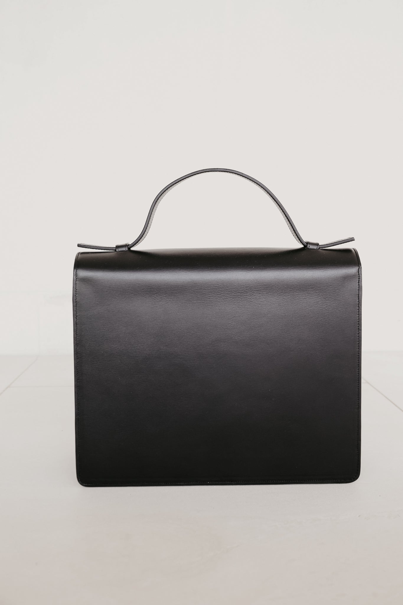 Midi Briefcase 2.0 Scales | Black Pure