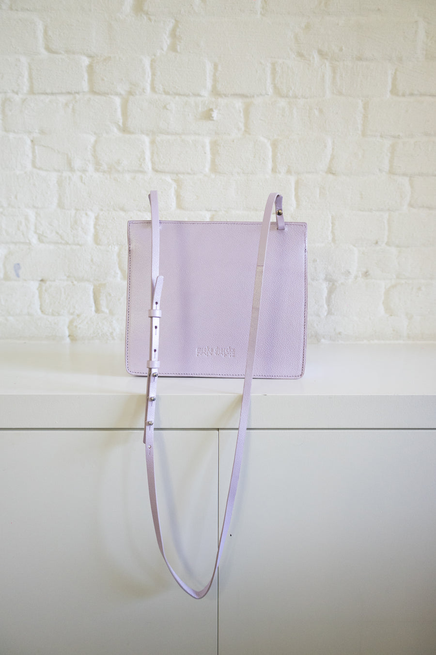 SS. Double Pouch Lila Shimmer