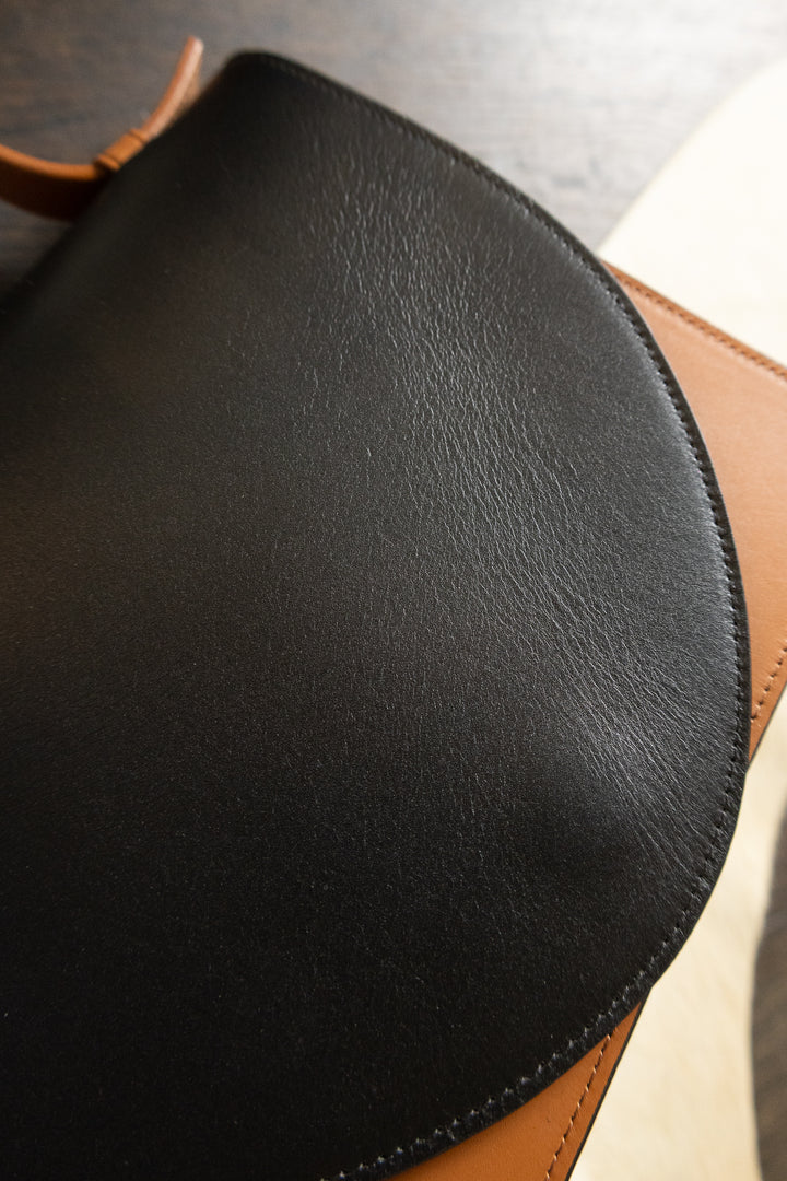 SS. Mini Briefcase Tricolor Cognac II