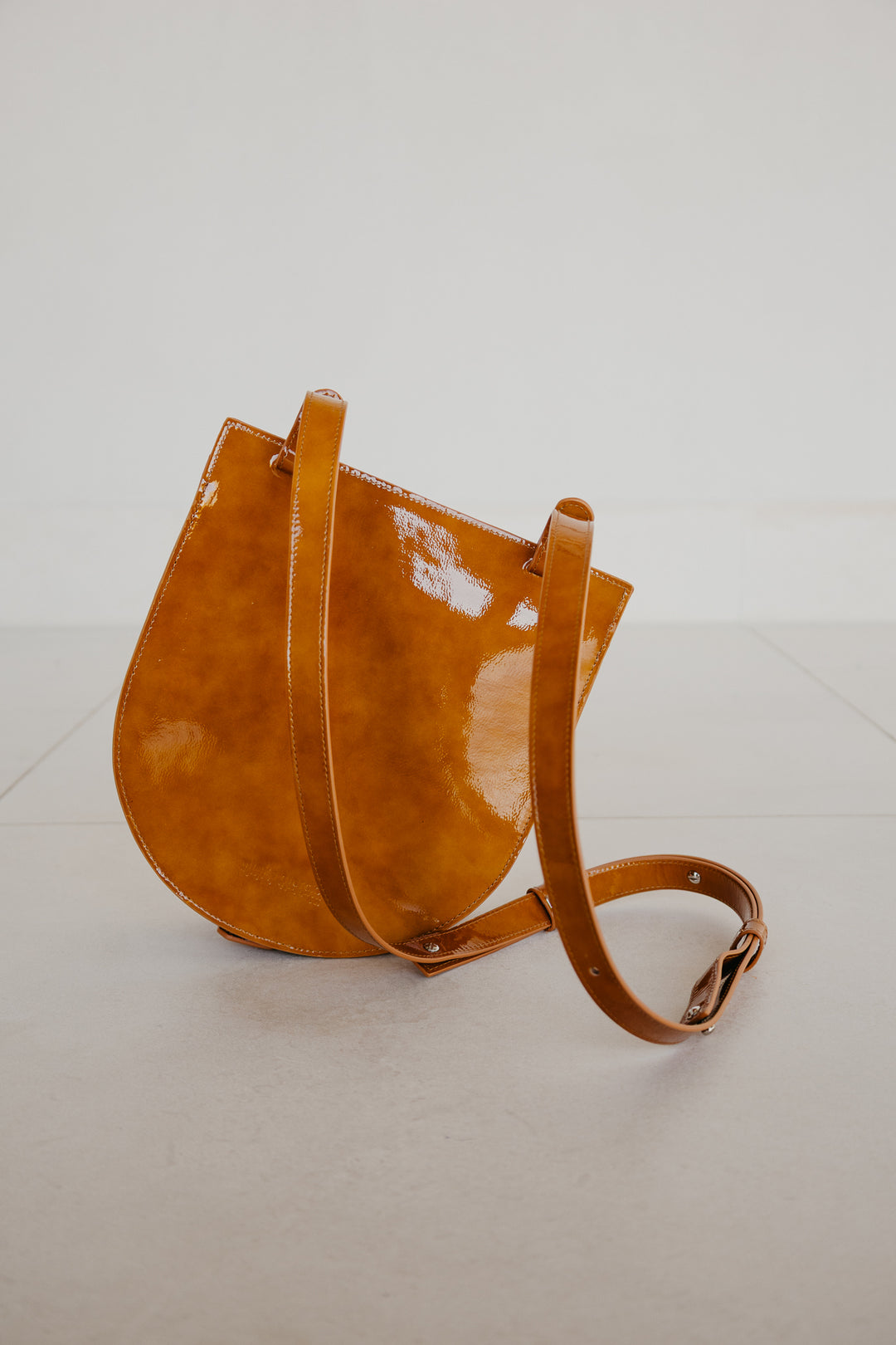 Single Saddle | Cinnamon Stone